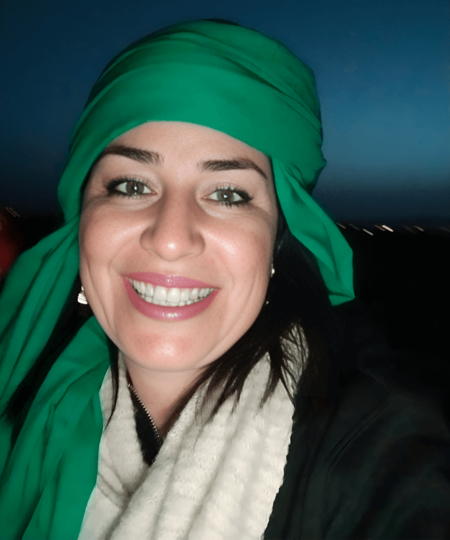 Yoli in Marrakech wearing a green turban